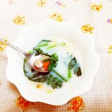 春菊とベーコンの豆乳スープ